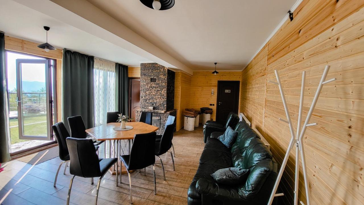 La Cabana, Corbeni Kamer foto