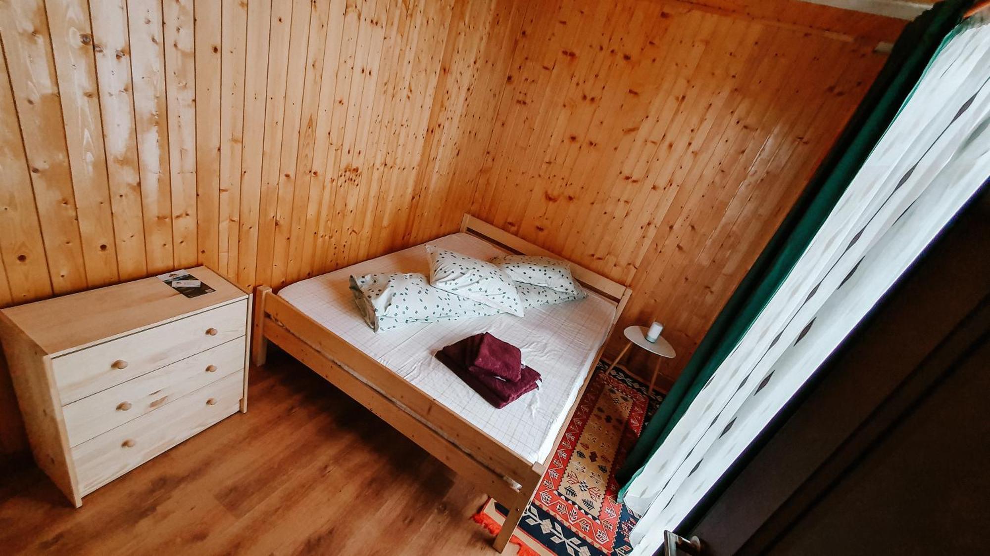La Cabana, Corbeni Kamer foto